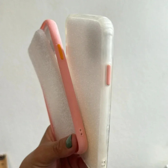 Glitter Ombre iPhone 11 Case – Pink & Yellow – 2-Pack - Picture 4 of 4